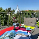 Atrium Mit Panoramaterrasse Und Tiefgarage Apartment
