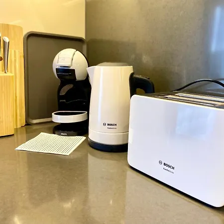 Atrium Mit Panoramaterrasse Und Tiefgarage *