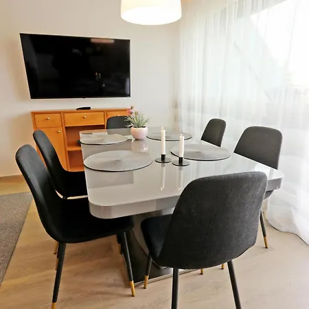 アパート Atrium Mit Panoramaterrasse Und Tiefgarage