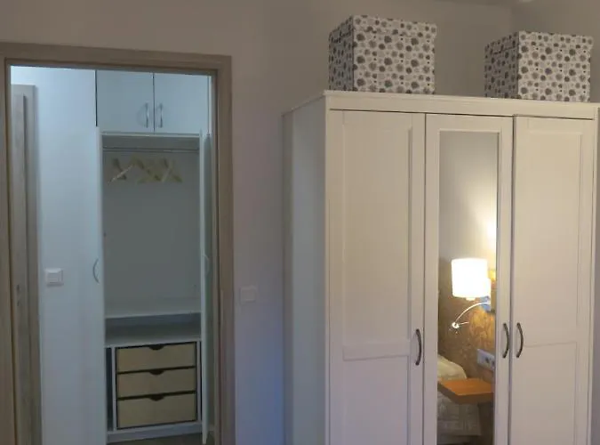 Atrium Mit Panoramaterrasse Und Tiefgarage アパート